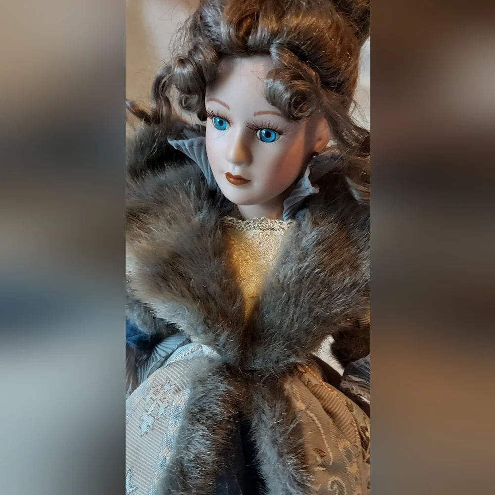 Vintage Duck House Heirloom Doll - Picture 2 of 13